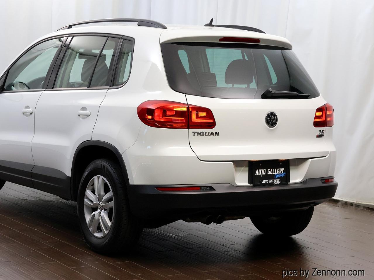 Volkswagen Tiguan 4MOTION 4dr Auto R-Line 2016