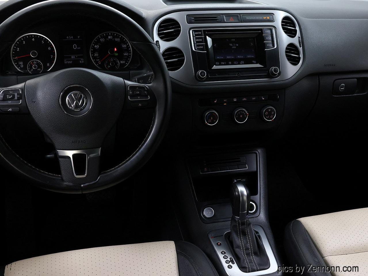 Volkswagen Tiguan 4MOTION 4dr Auto R-Line 2016