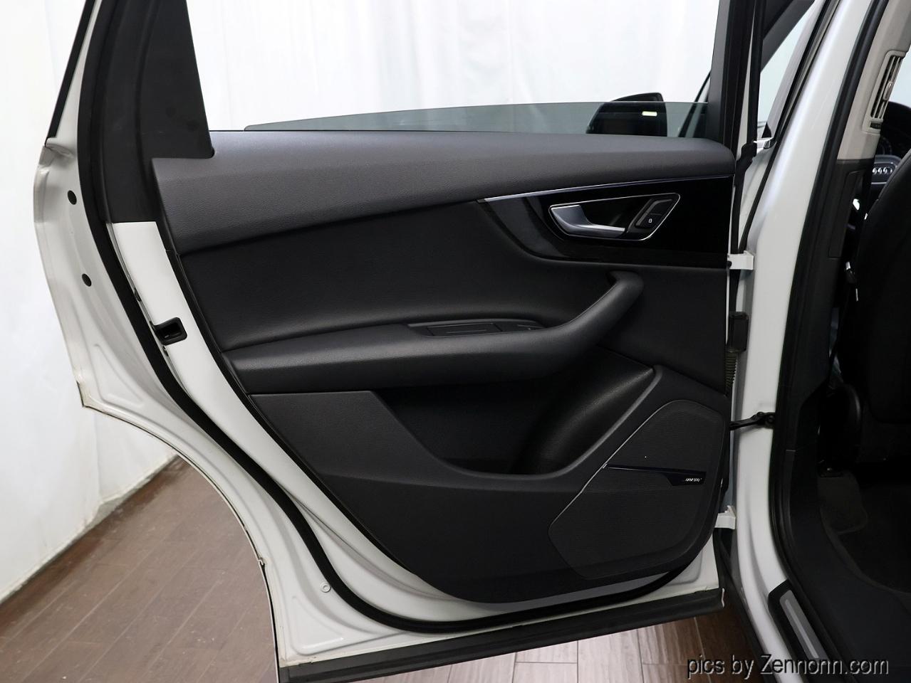 Audi Q7 SE Premium Plus 55 TFSI quattro 2019