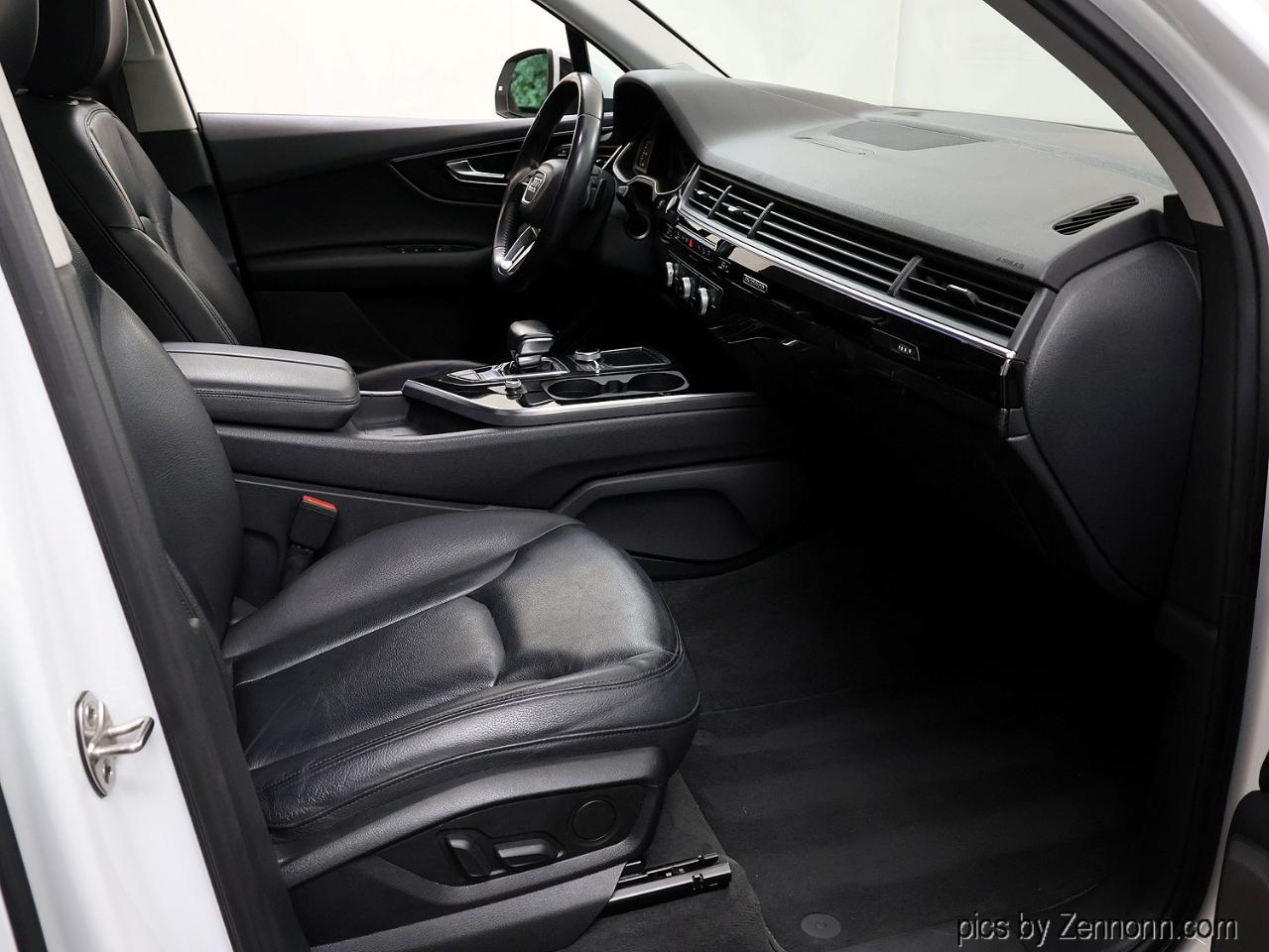 Audi Q7 SE Premium Plus 55 TFSI quattro 2019