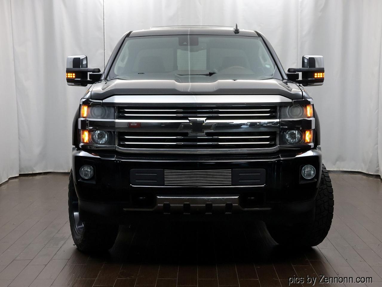 Chevrolet Silverado 2500HD Built After Aug 14 4WD Crew Cab 153.7" High Country 2015