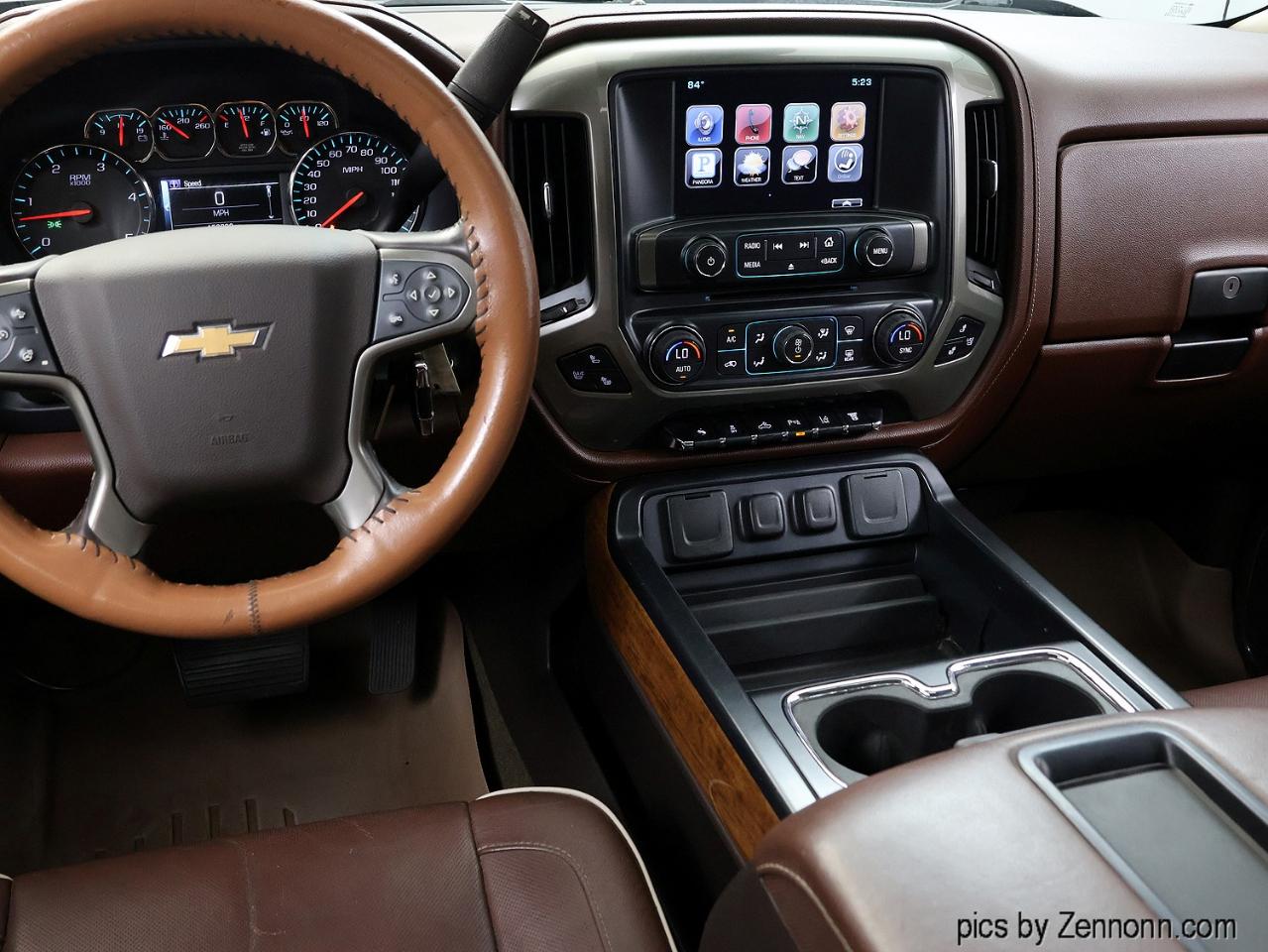 Chevrolet Silverado 2500HD Built After Aug 14 4WD Crew Cab 153.7" High Country 2015
