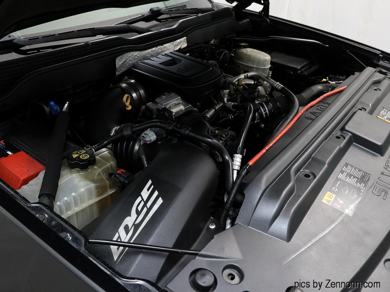 Chevrolet Silverado 2500HD Built After Aug 14 4WD Crew Cab 153.7" High Country 2015