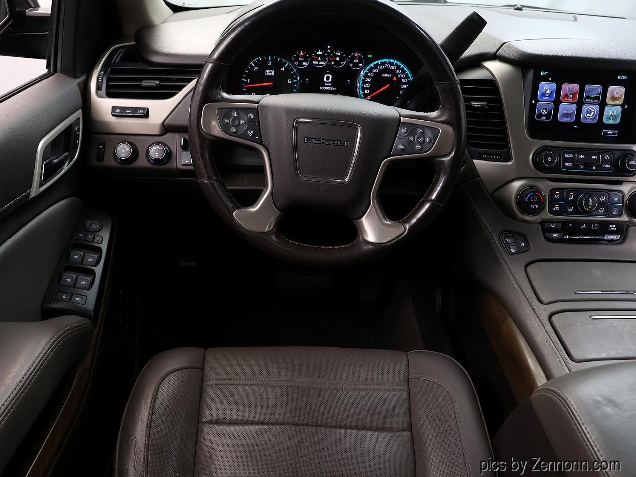 GMC Yukon XL 4WD 4dr Denali 2019