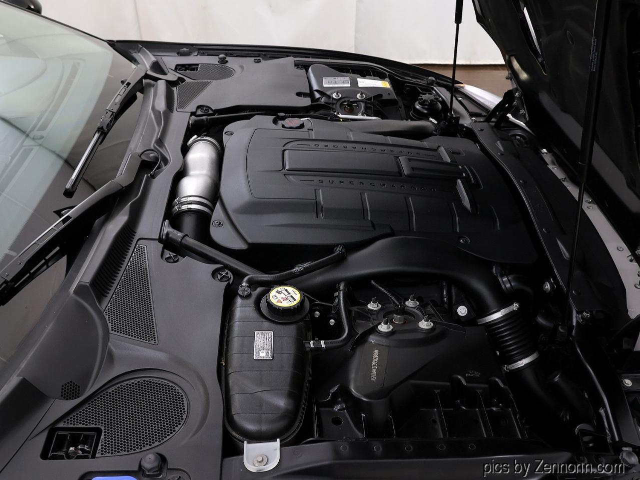 Jaguar XK Series 2dr Cpe XKR 2009