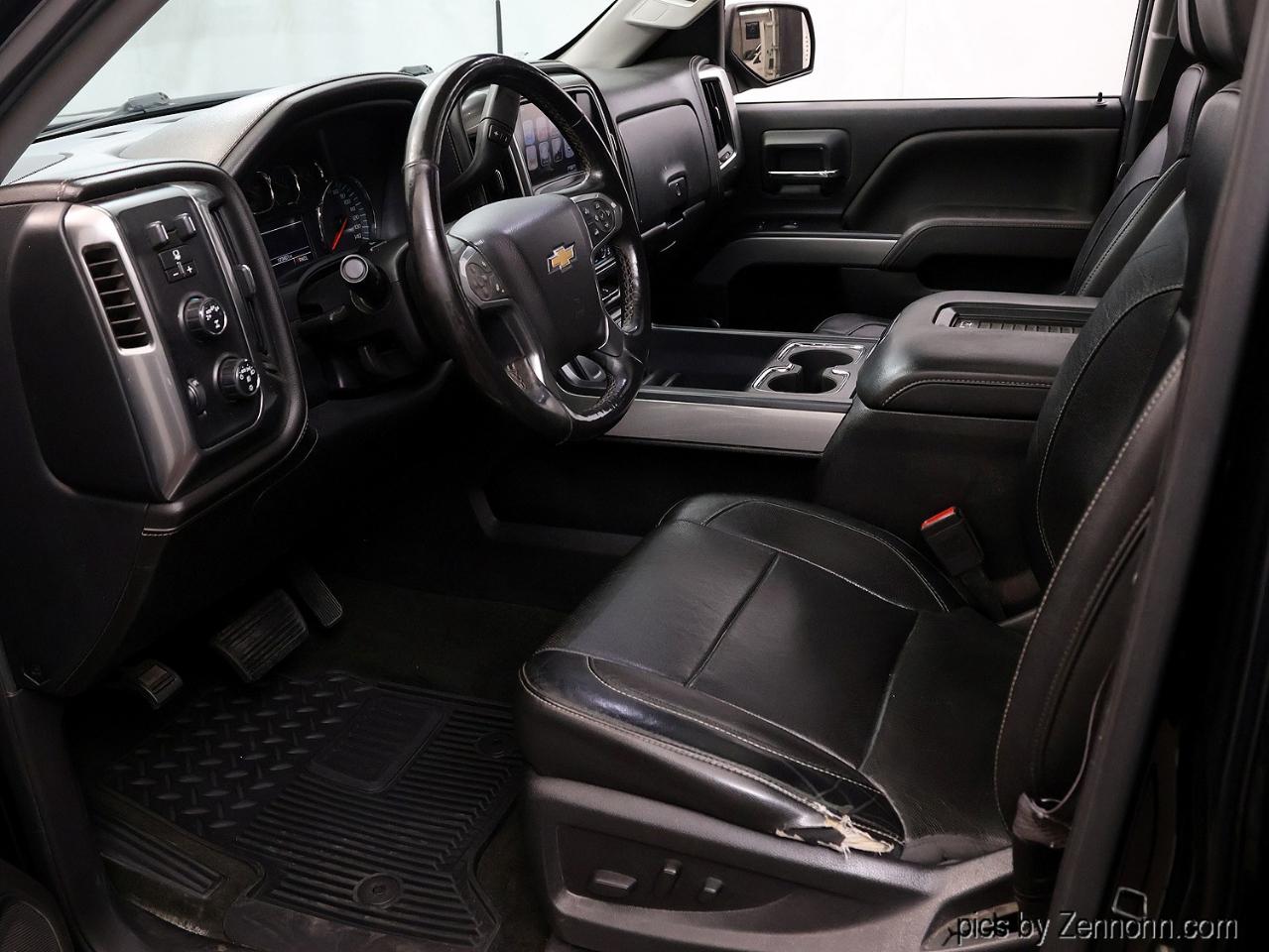 Chevrolet Silverado 1500 4WD Crew Cab 153.0" LTZ w/2LZ 2017