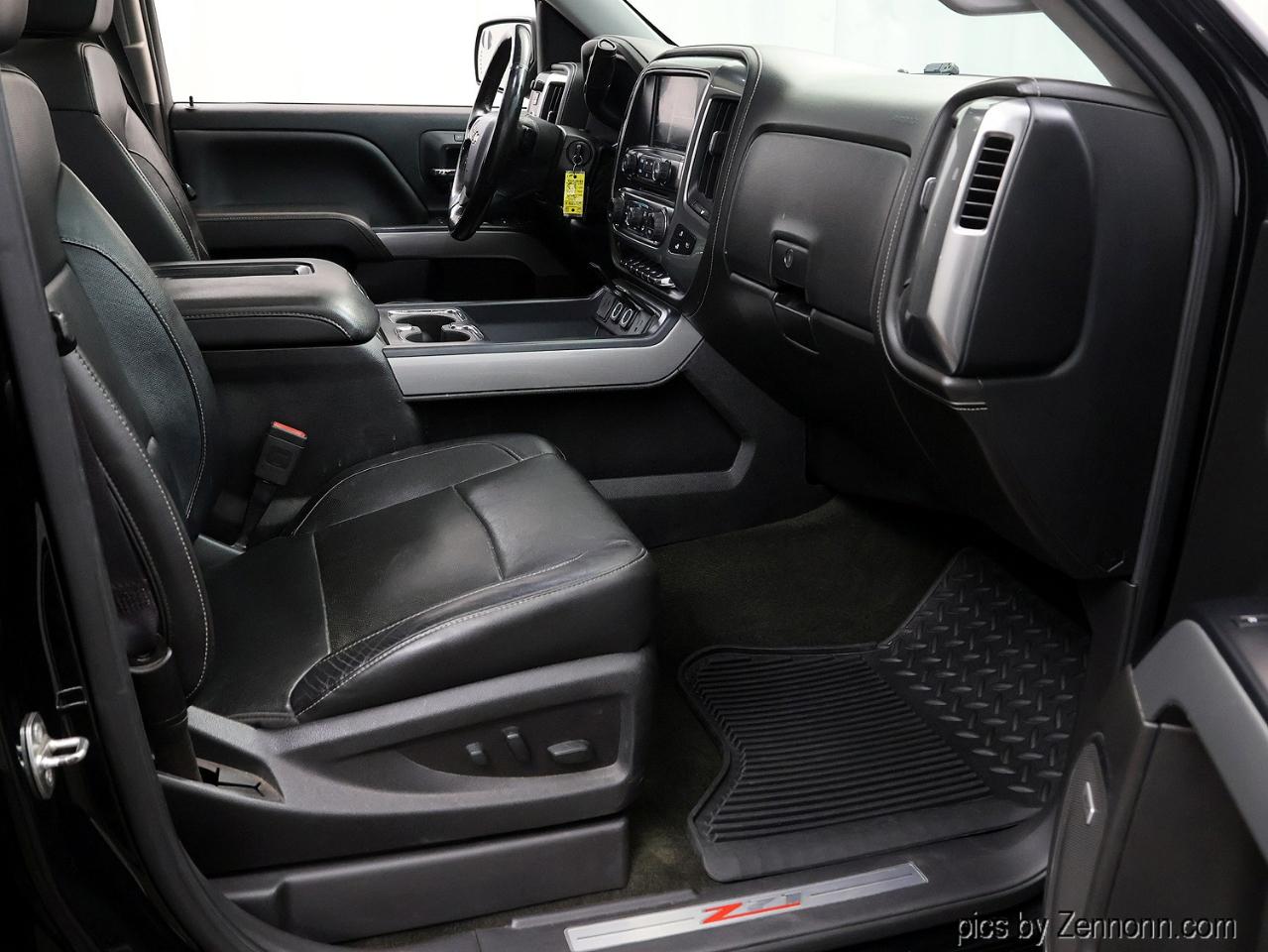 Chevrolet Silverado 1500 4WD Crew Cab 153.0" LTZ w/2LZ 2017