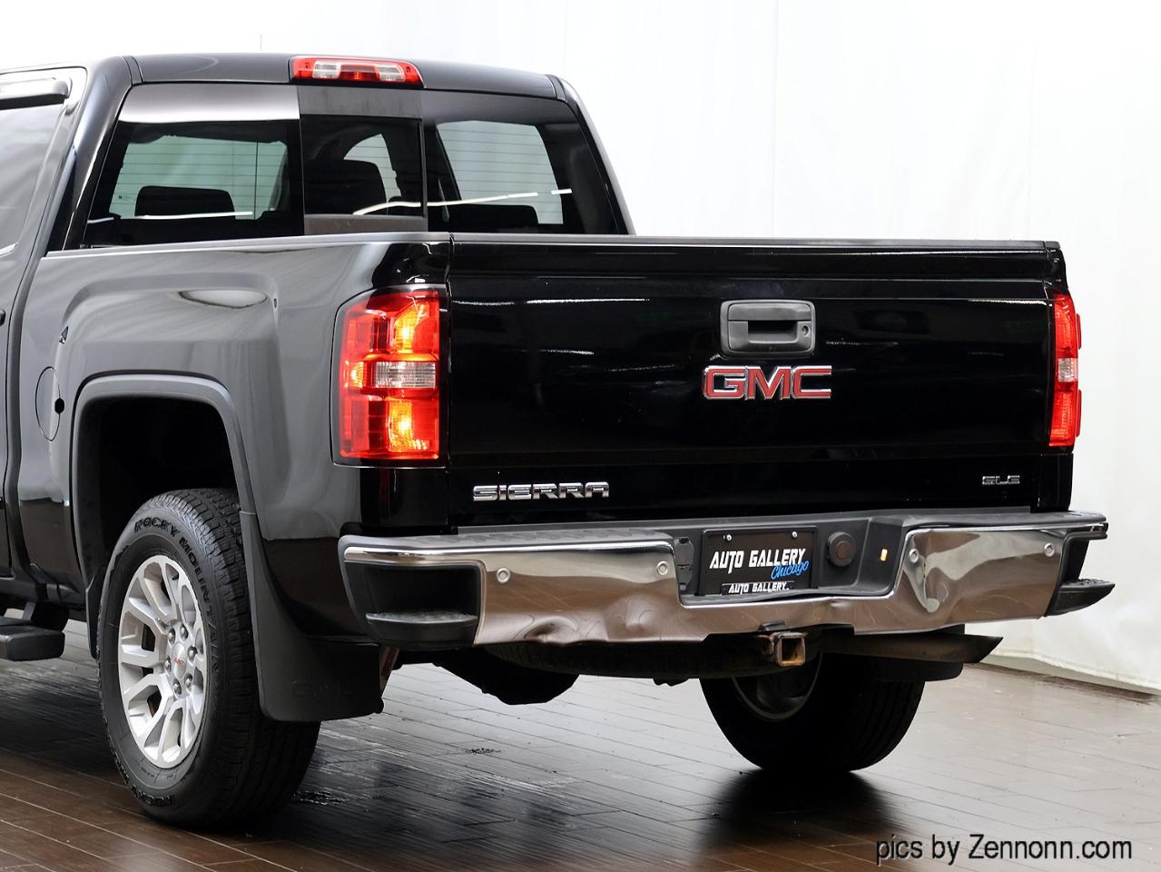 GMC Sierra 1500 4WD Crew Cab 143.5" SLE 2016