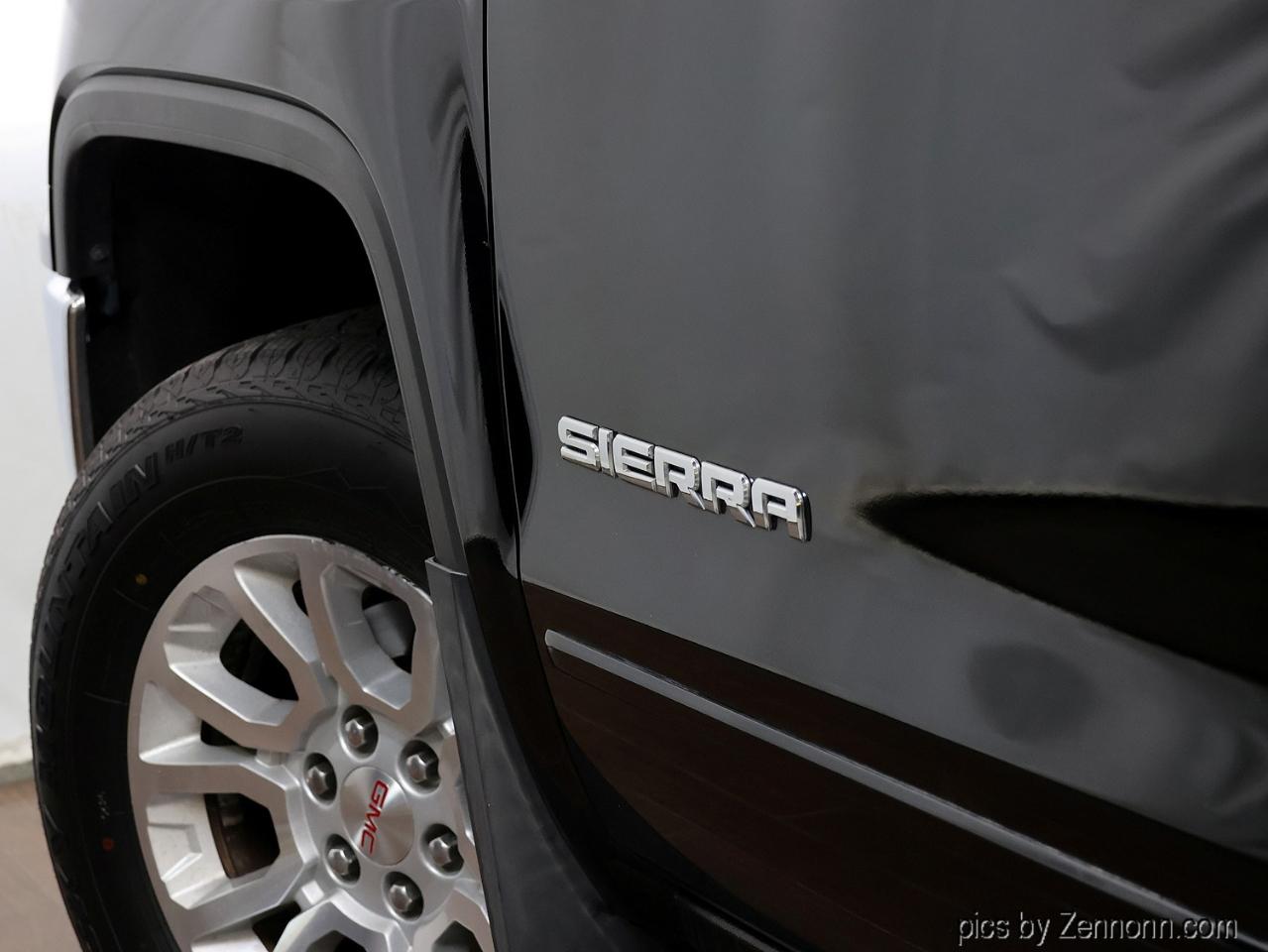 GMC Sierra 1500 4WD Crew Cab 143.5" SLE 2016