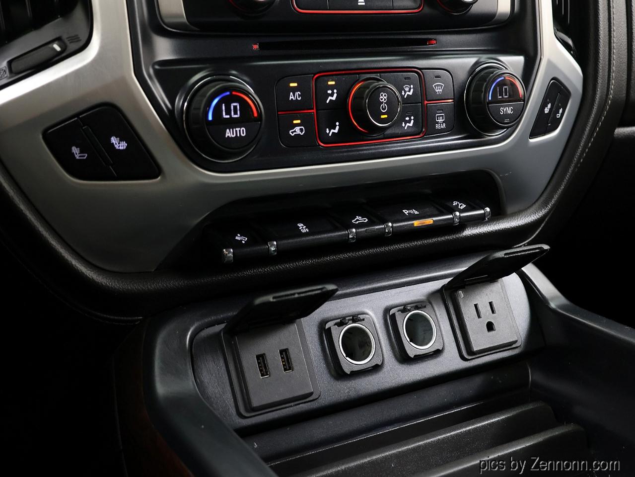 GMC Sierra 1500 4WD Crew Cab 143.5" SLE 2016