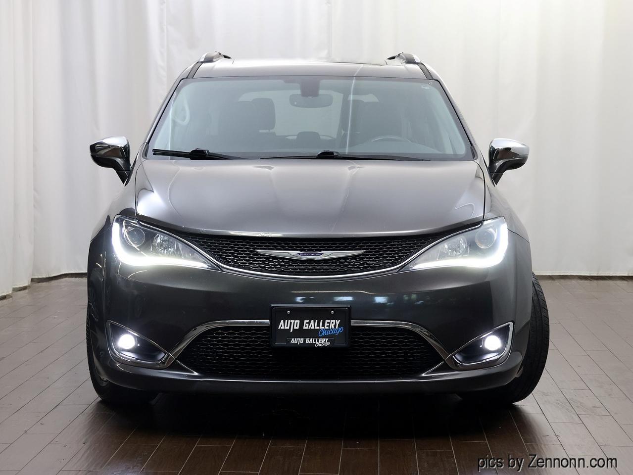 Chrysler Pacifica Limited FWD 2019