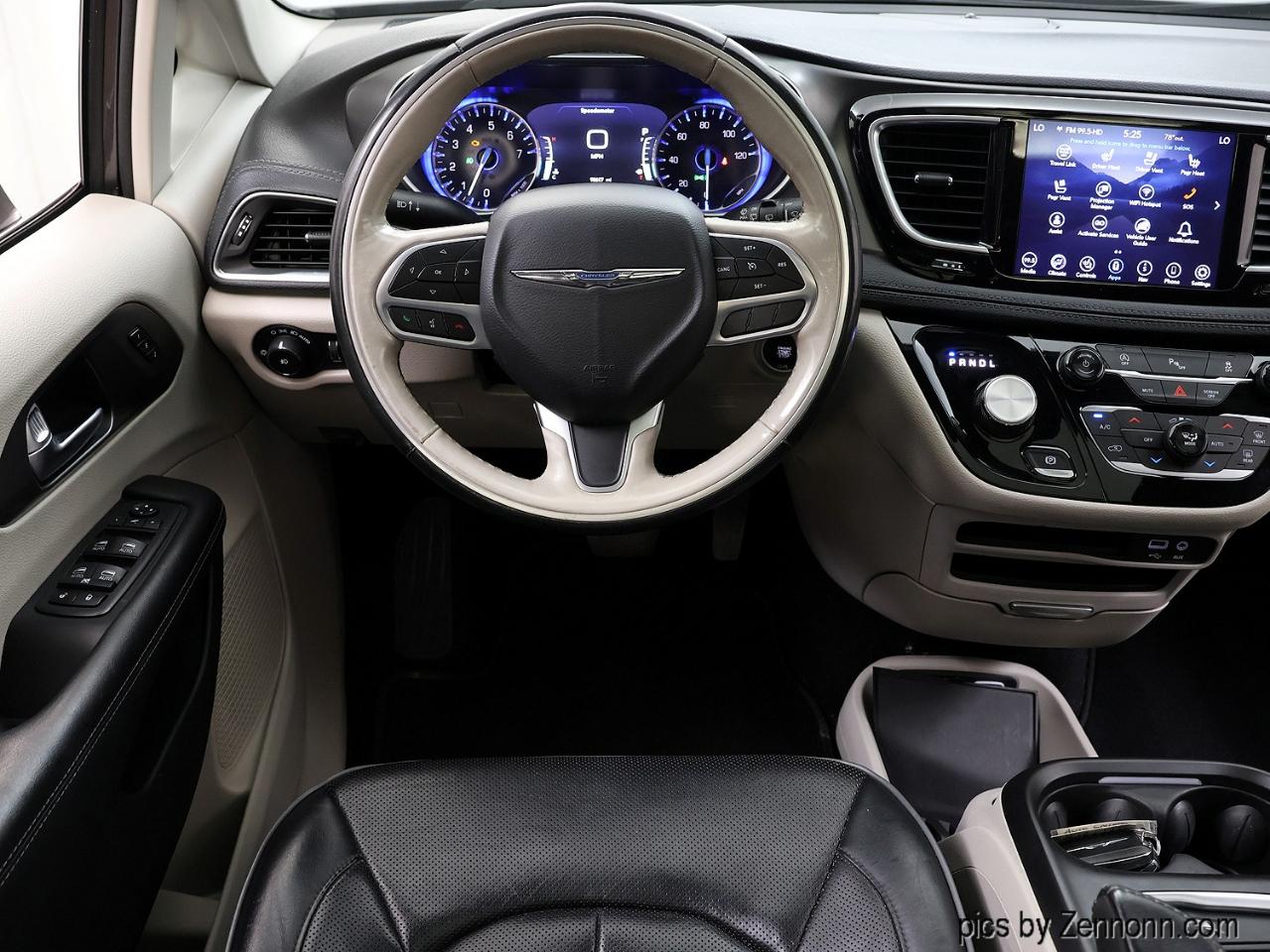 Chrysler Pacifica Limited FWD 2019