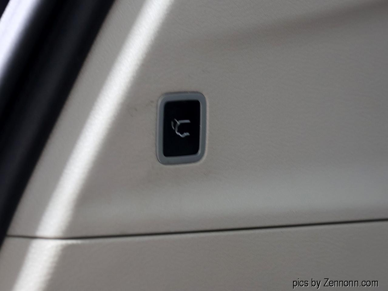 Chrysler Pacifica Limited FWD 2019