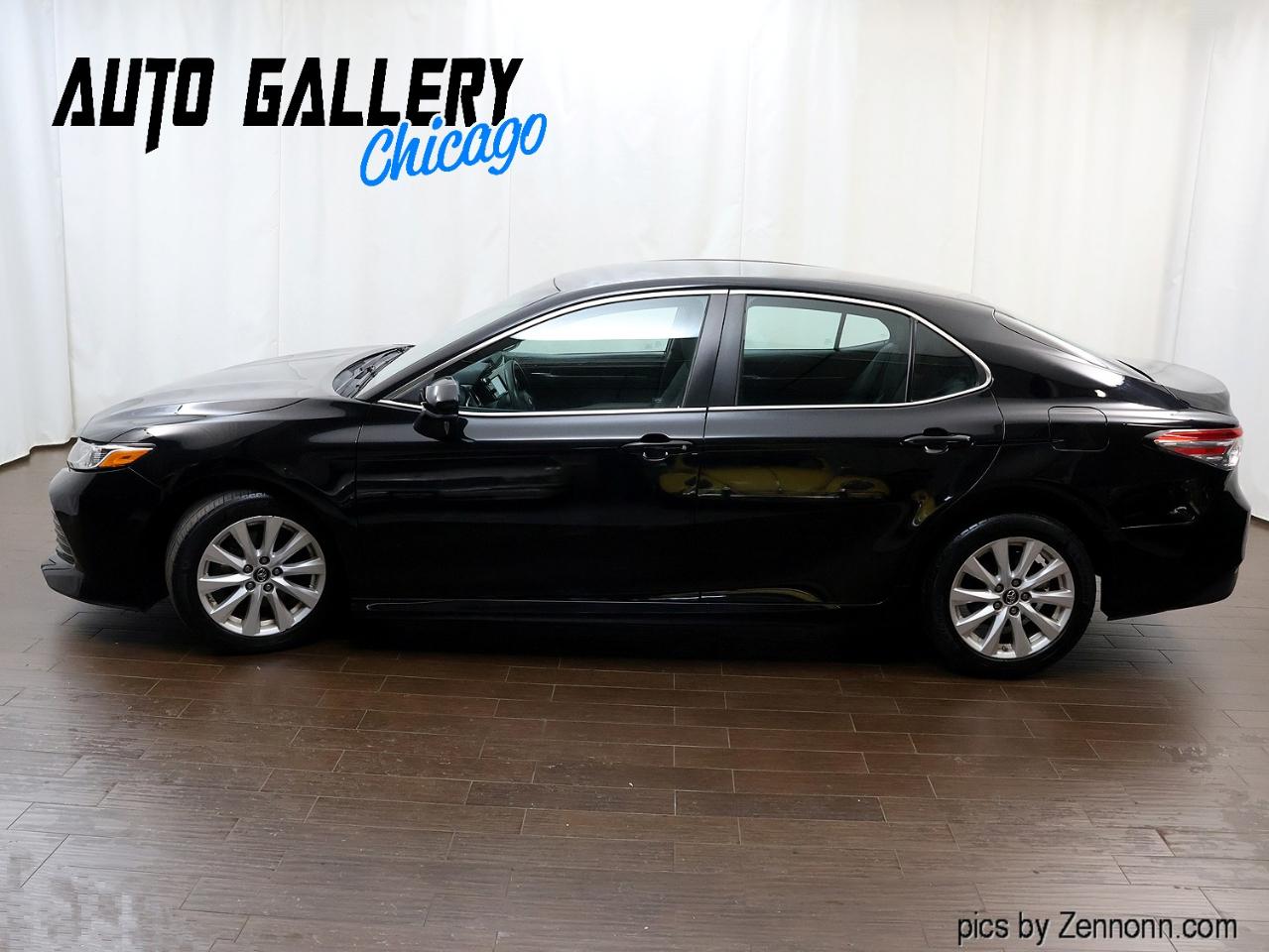 Toyota Camry XLE Auto (Natl) 2018