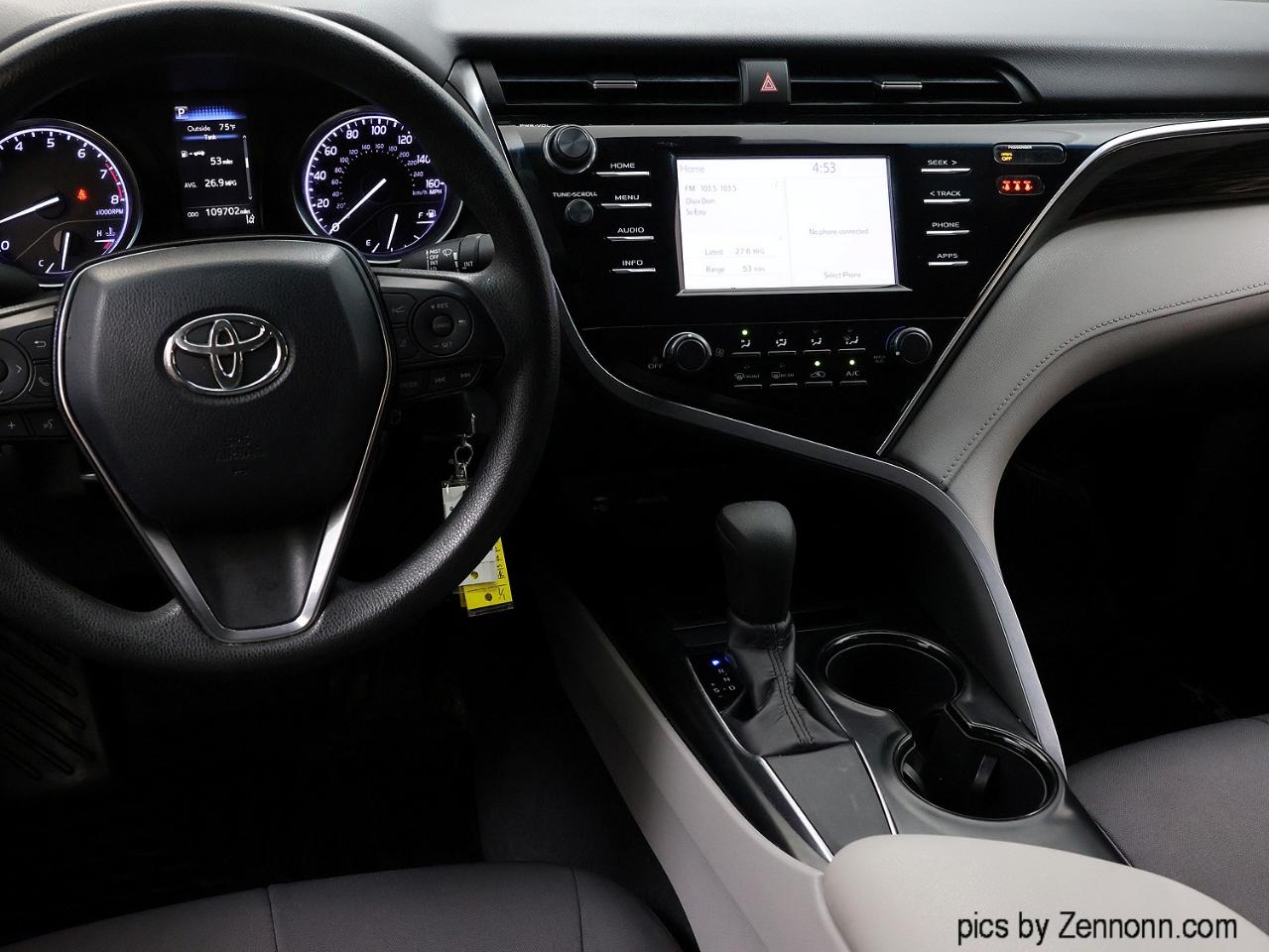 Toyota Camry XLE Auto (Natl) 2018