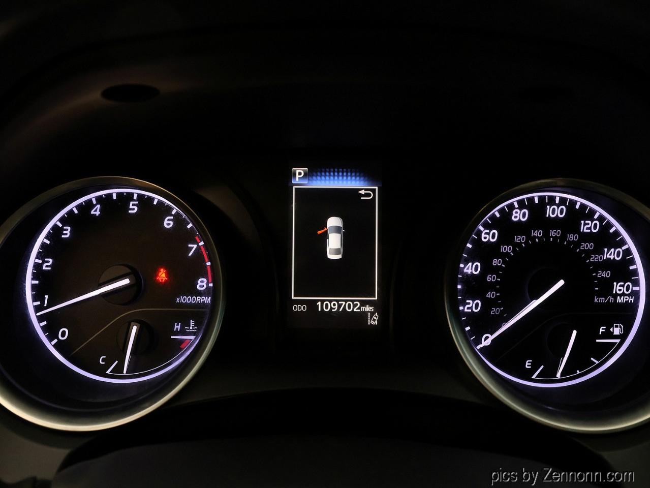 Toyota Camry XLE Auto (Natl) 2018