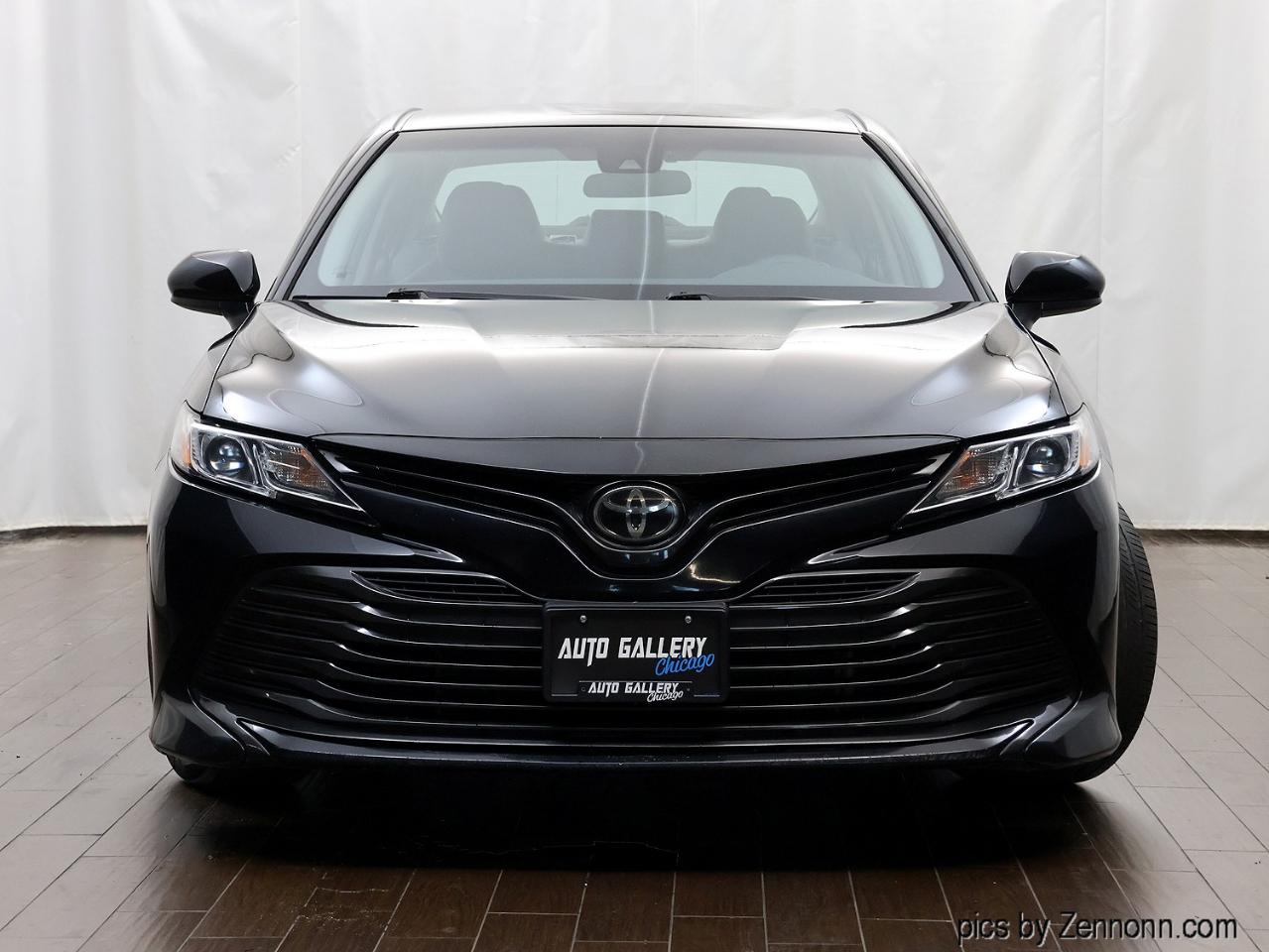 Toyota Camry XLE Auto (Natl) 2018