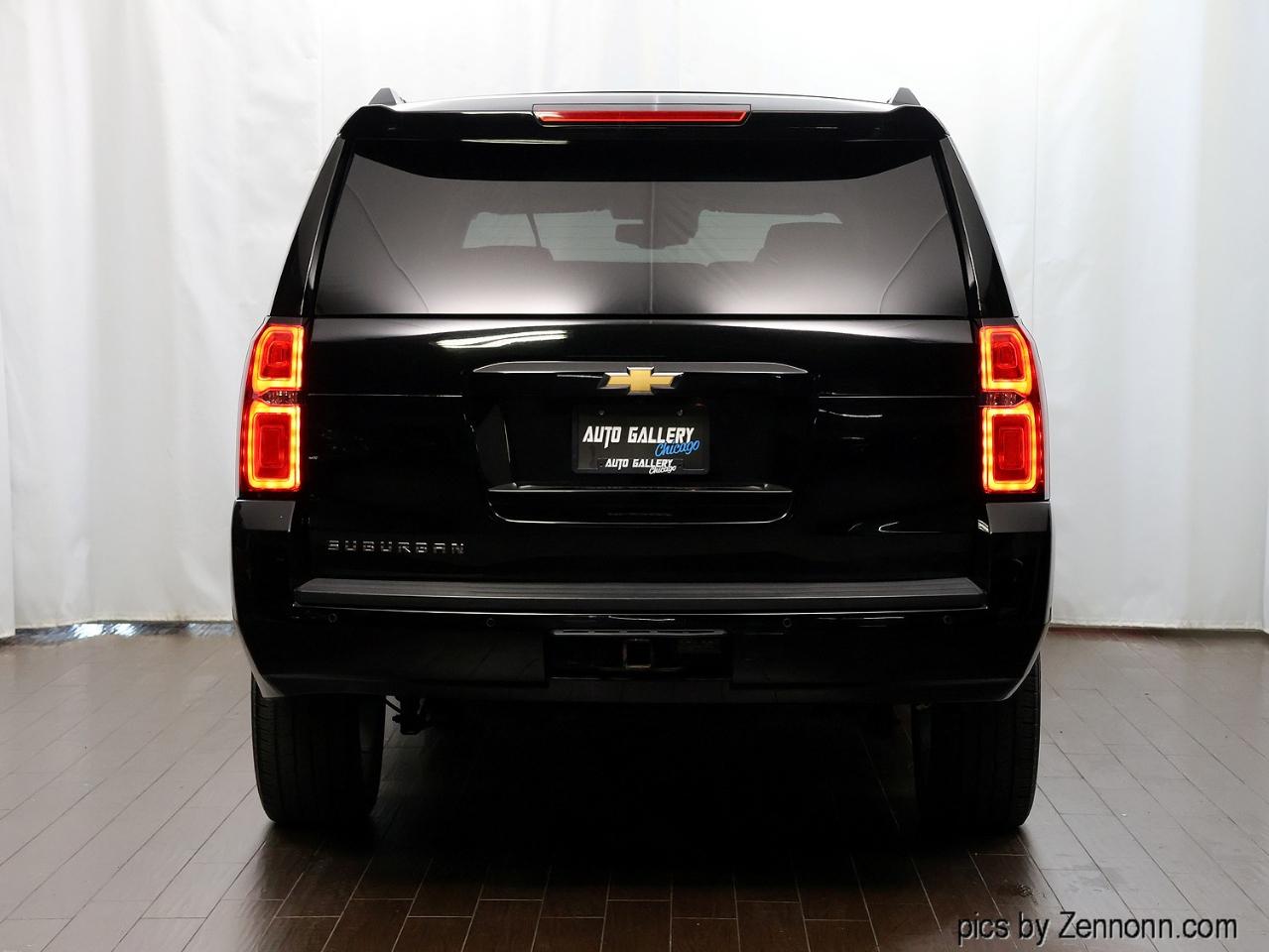 Chevrolet Suburban 4WD 4dr 1500 LT 2018
