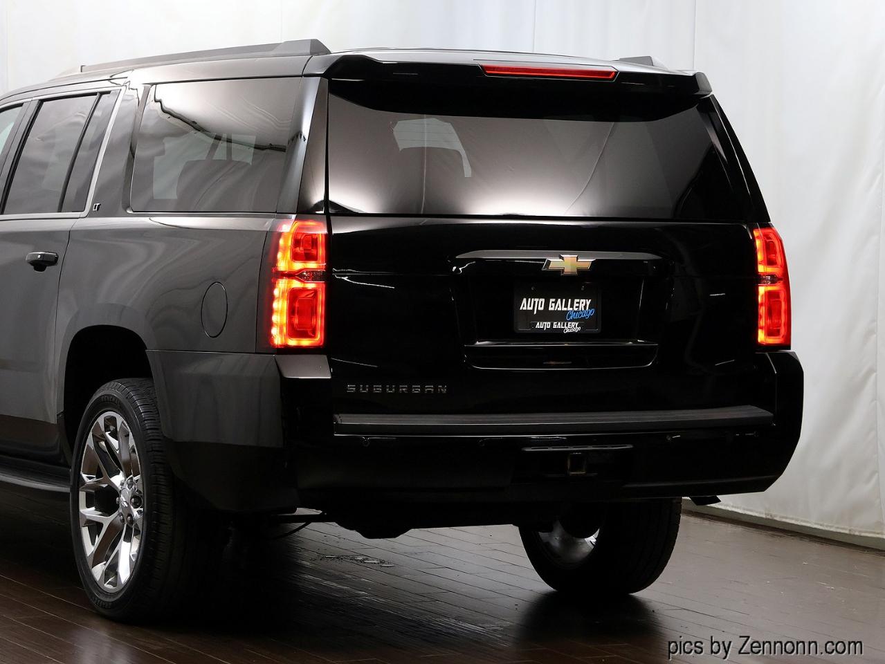 Chevrolet Suburban 4WD 4dr 1500 LT 2018