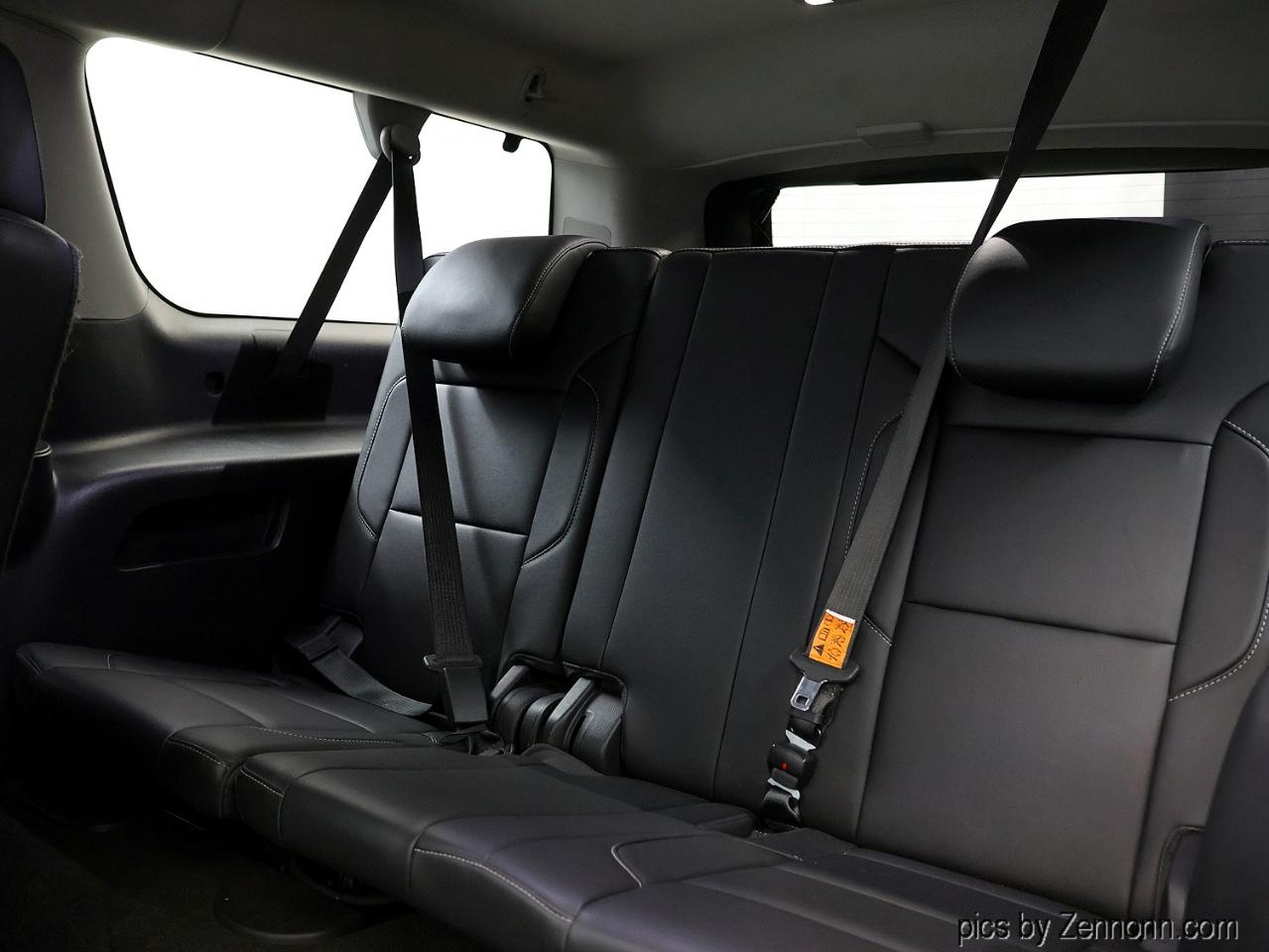 Chevrolet Suburban 4WD 4dr 1500 LT 2018