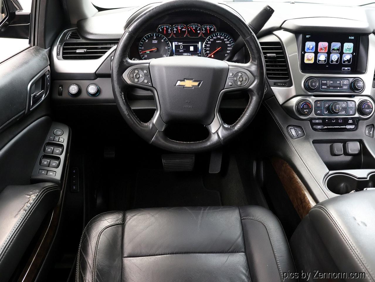 Chevrolet Suburban 4WD 4dr 1500 LT 2018