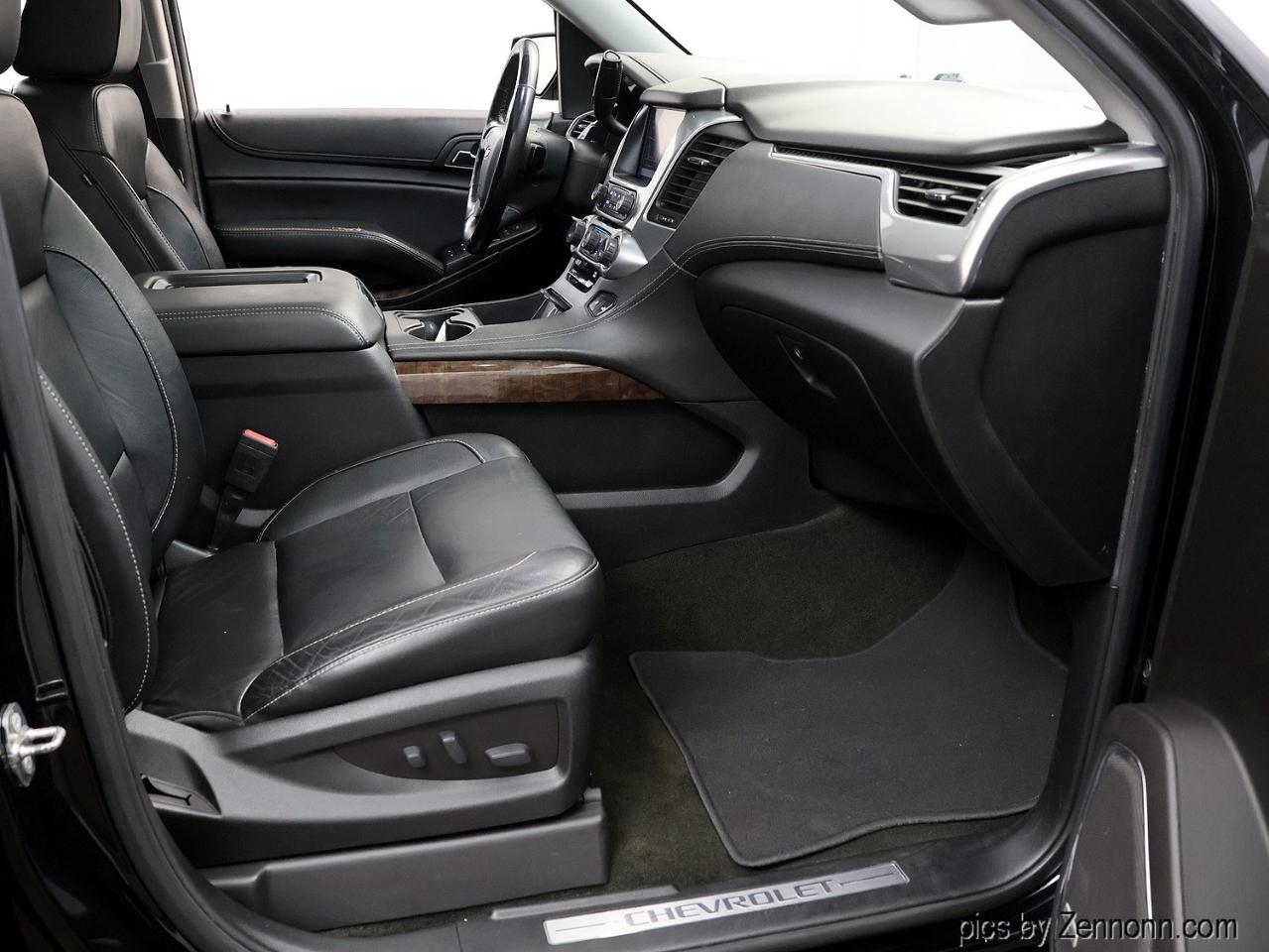 Chevrolet Suburban 4WD 4dr 1500 LT 2018