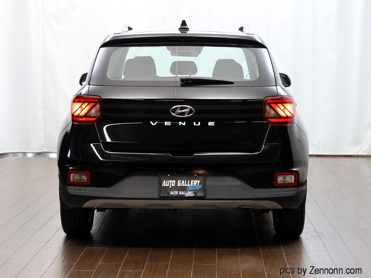 Hyundai Venue SEL IVT 2020