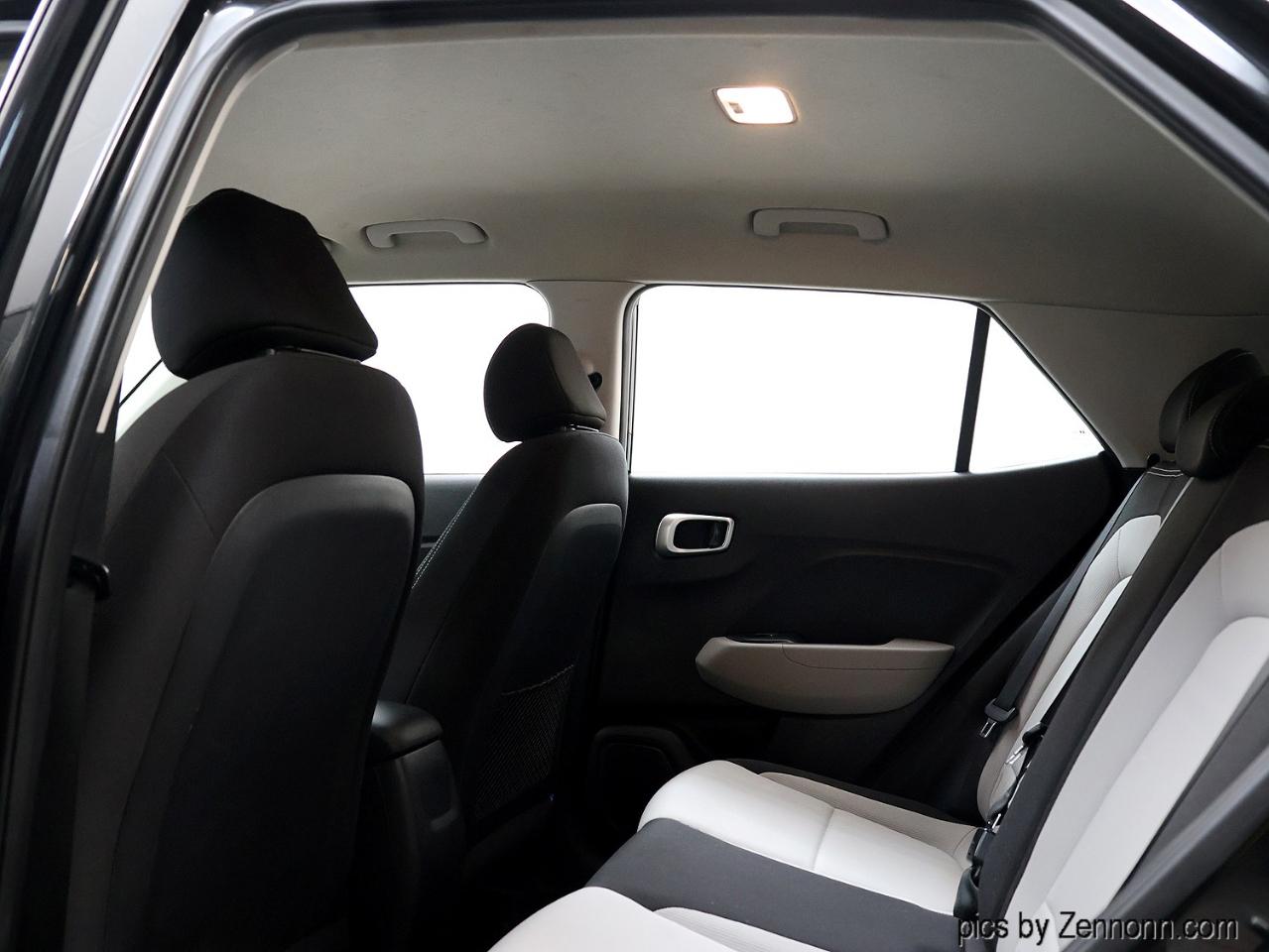 Hyundai Venue SEL IVT 2020
