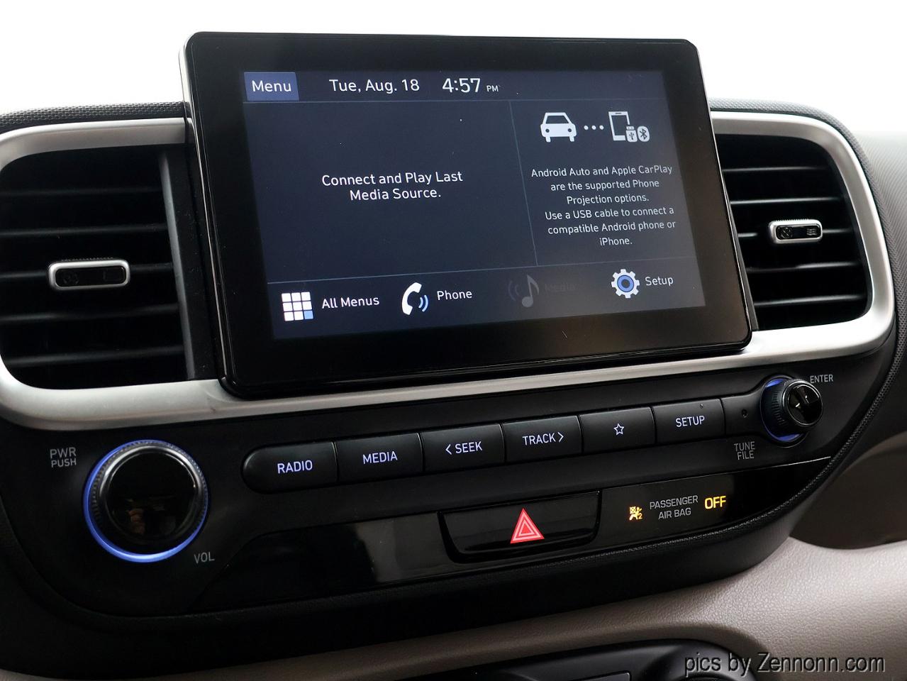 Hyundai Venue SEL IVT 2020