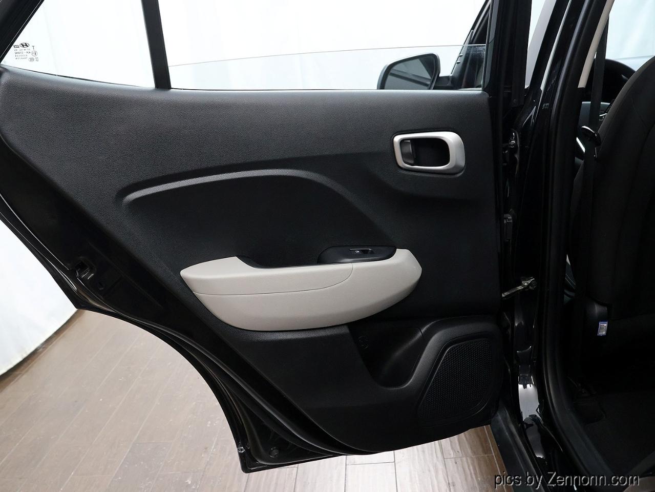 Hyundai Venue SEL IVT 2020