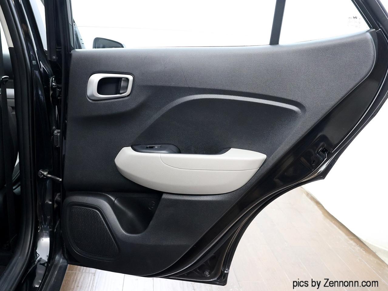 Hyundai Venue SEL IVT 2020
