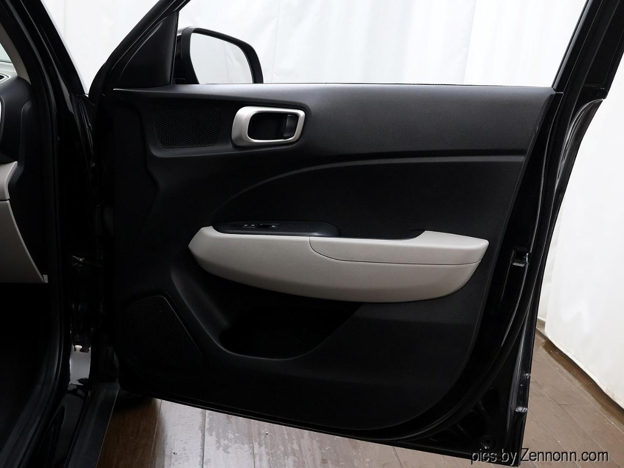 Hyundai Venue SEL IVT 2020