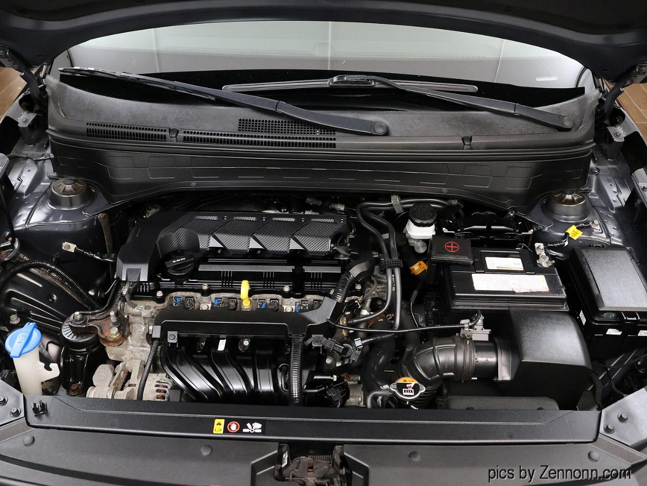 Hyundai Venue SEL IVT 2020