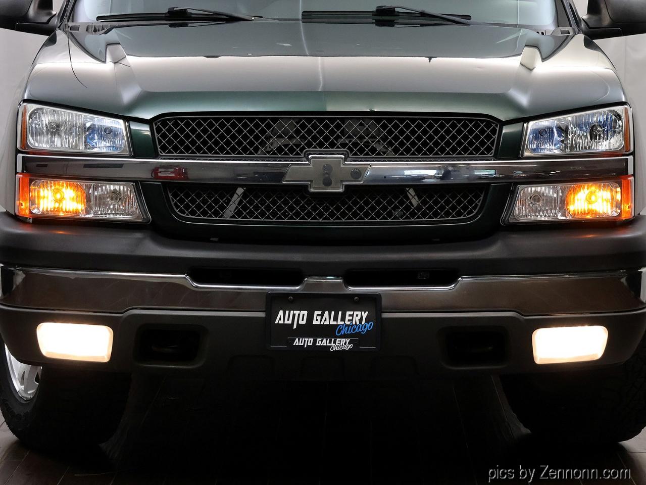 Chevrolet Avalanche 1500 5dr Crew Cab 130" WB 4WD Z71 2004