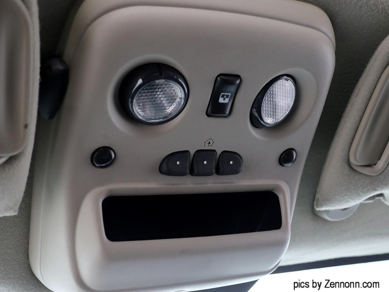 Chevrolet Avalanche 1500 5dr Crew Cab 130" WB 4WD Z71 2004