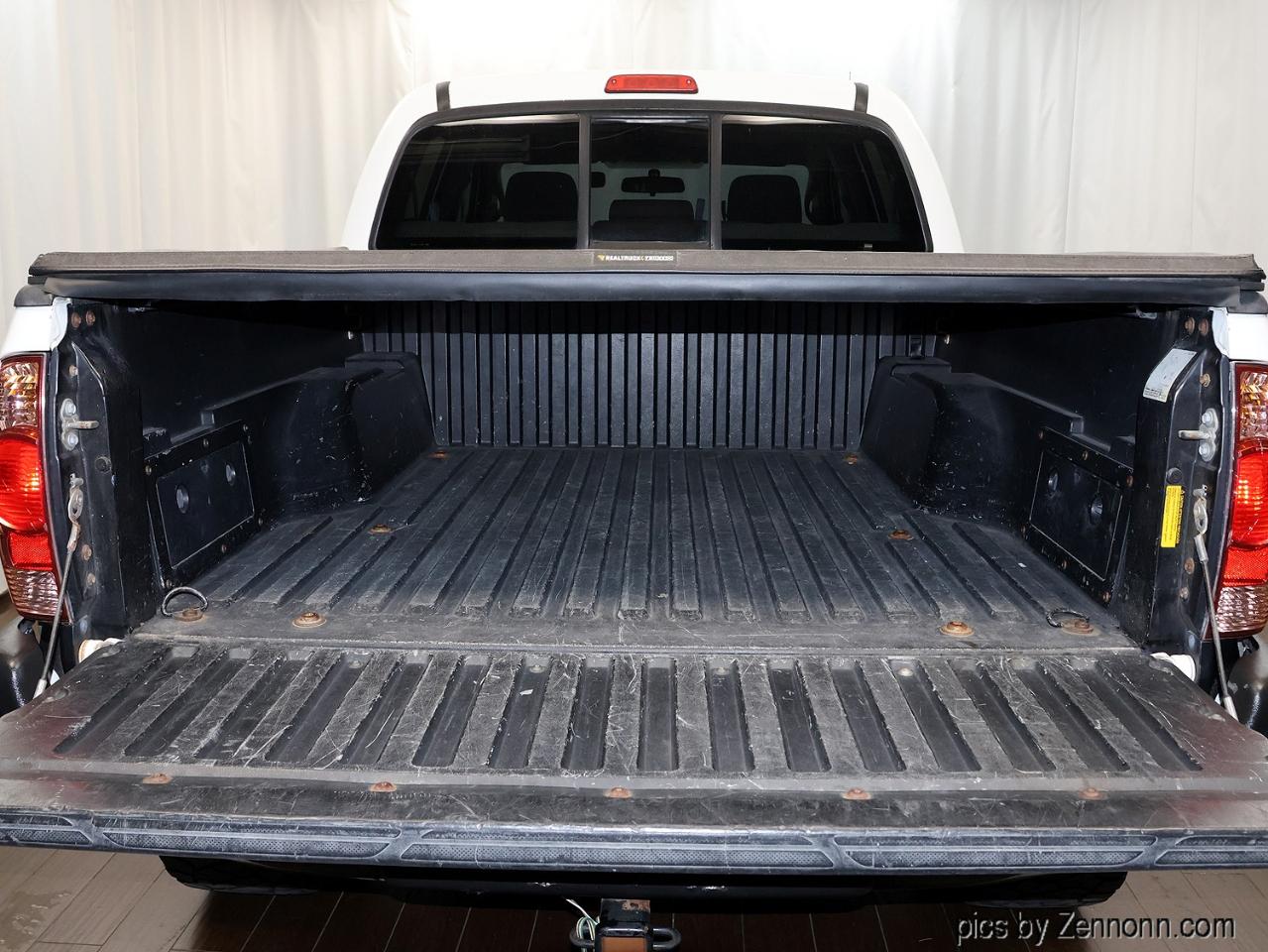 Toyota Tacoma 2WD Double Cab I4 AT PreRunner (Natl) 2015