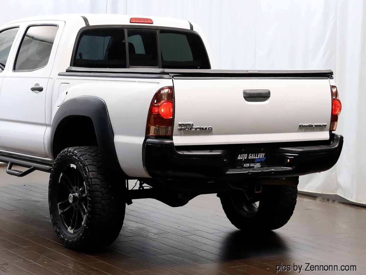 Toyota Tacoma 2WD Double Cab I4 AT PreRunner (Natl) 2015