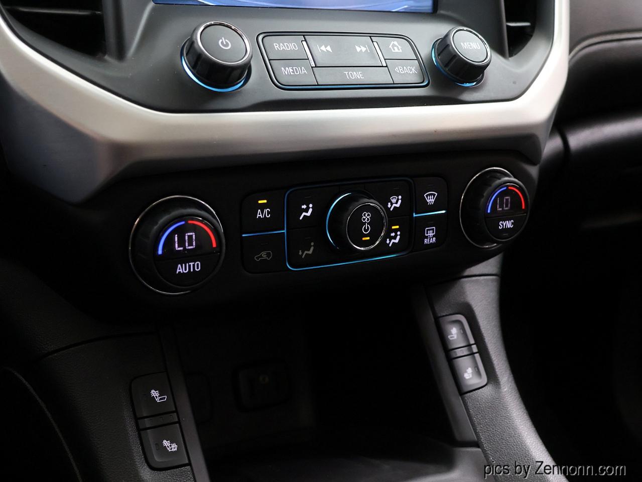 GMC Acadia AWD 4dr SLT w/SLT-1 2019