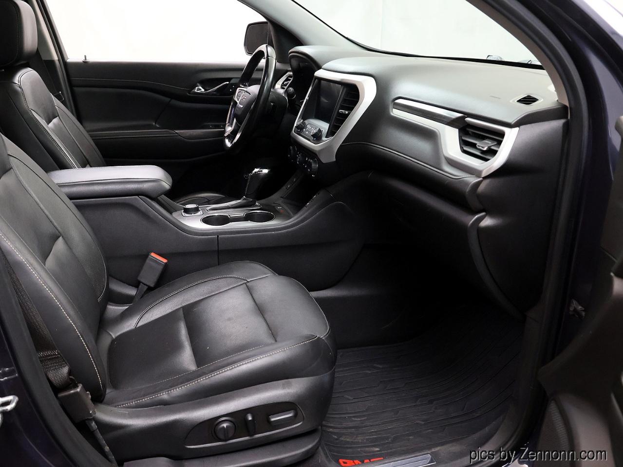 GMC Acadia AWD 4dr SLT w/SLT-1 2019