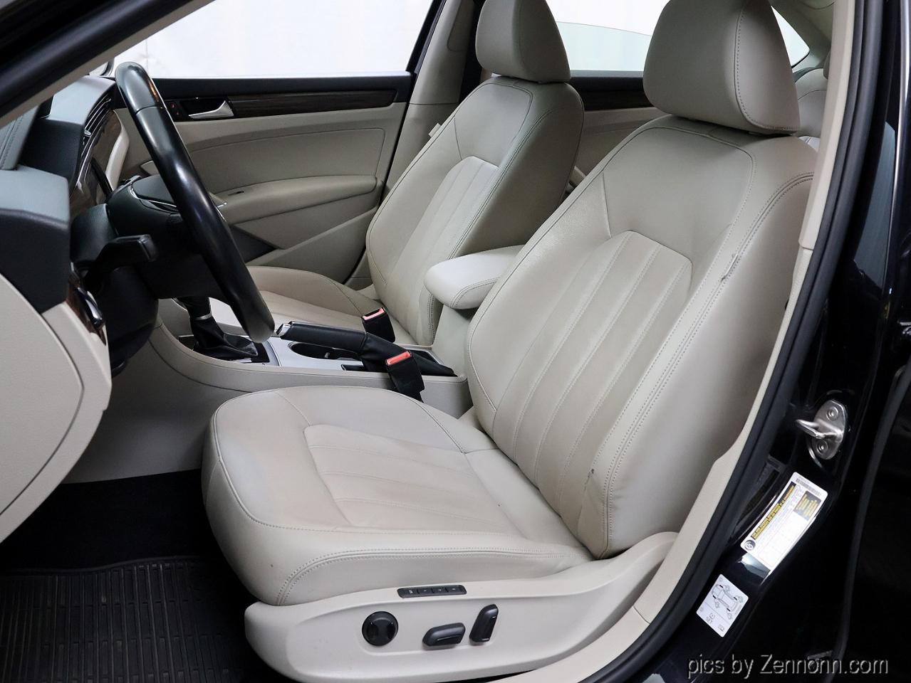 Volkswagen Passat 2.0T SEL Auto 2020