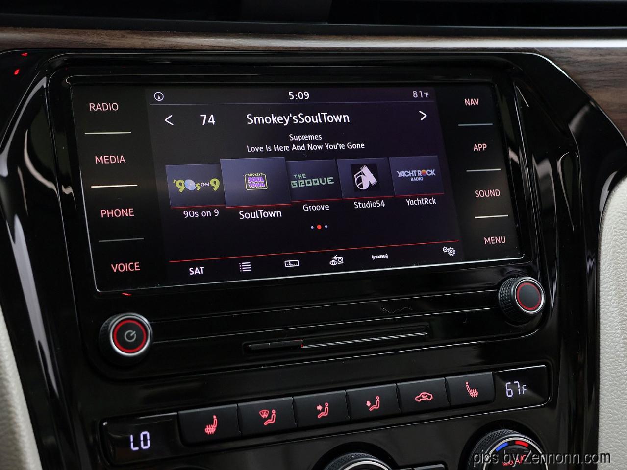 Volkswagen Passat 2.0T SEL Auto 2020