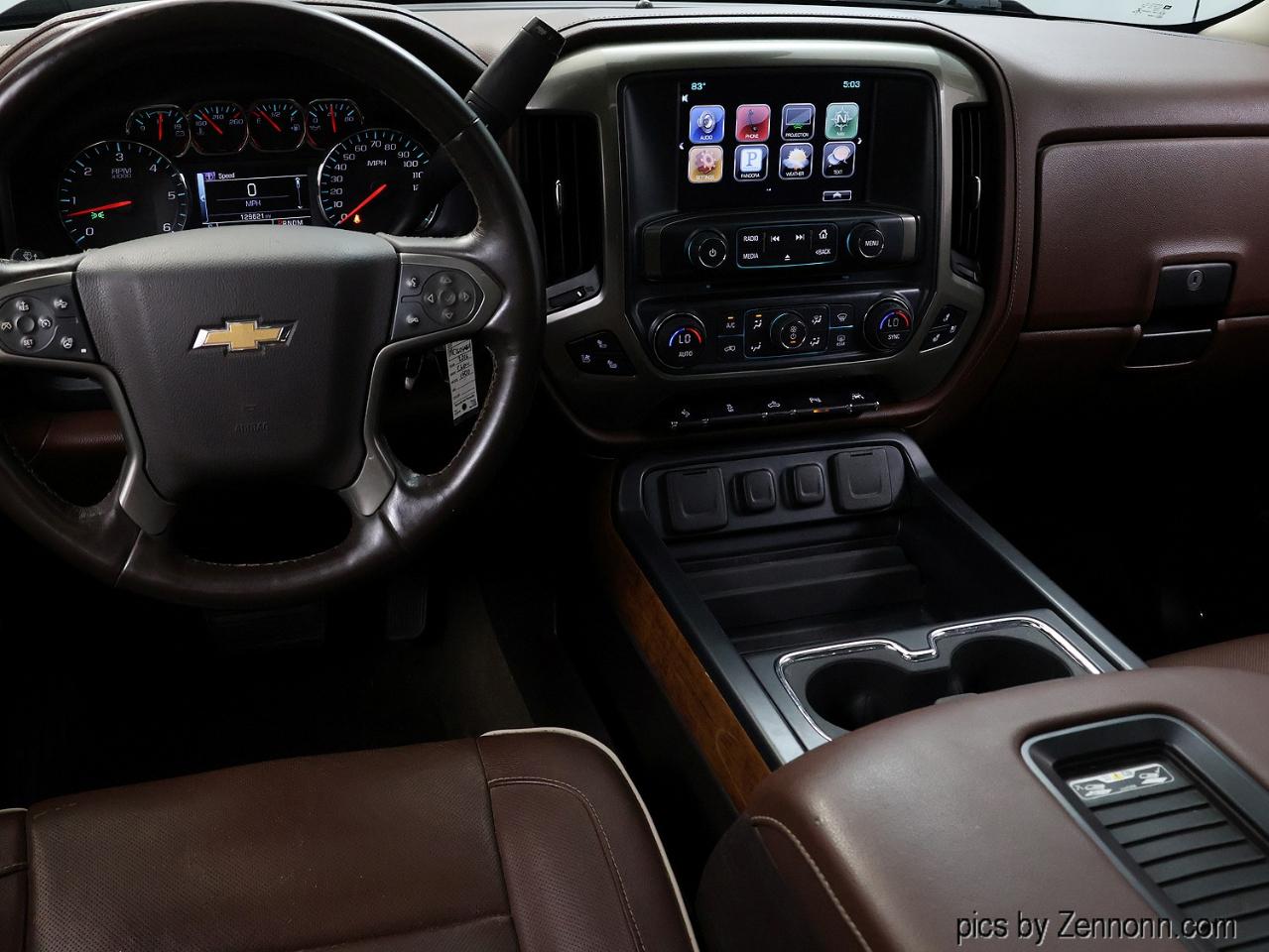 Chevrolet Silverado 1500 4WD Crew Cab 143.5" High Country 2016