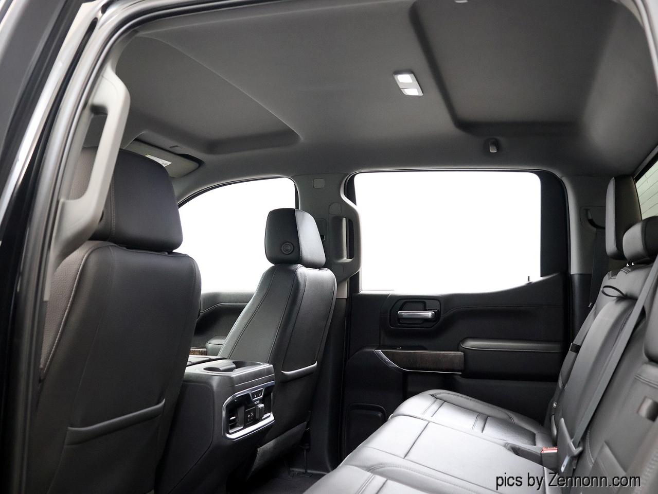 GMC Sierra 1500 4WD Crew Cab 147" Denali 2019
