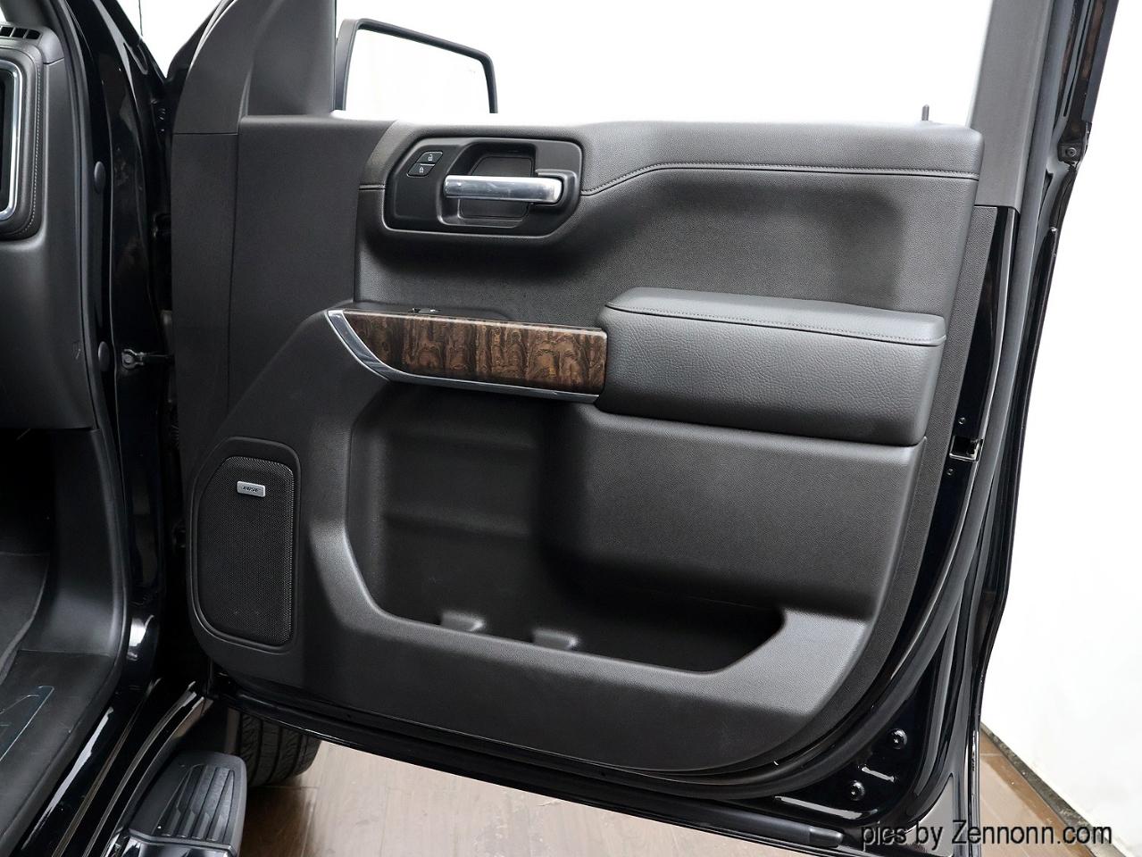 GMC Sierra 1500 4WD Crew Cab 147" Denali 2019