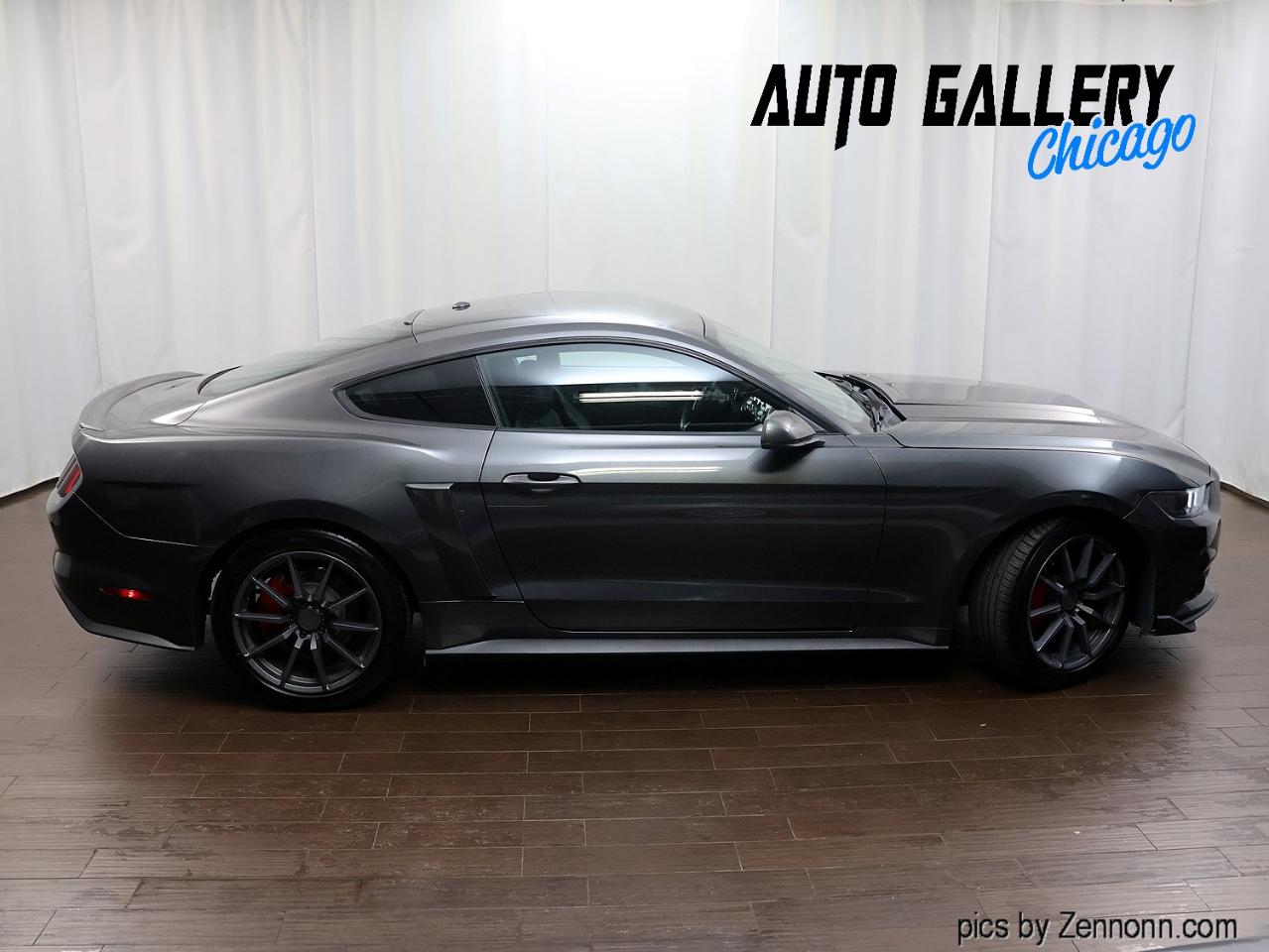 Ford Mustang EcoBoost Fastback 2017