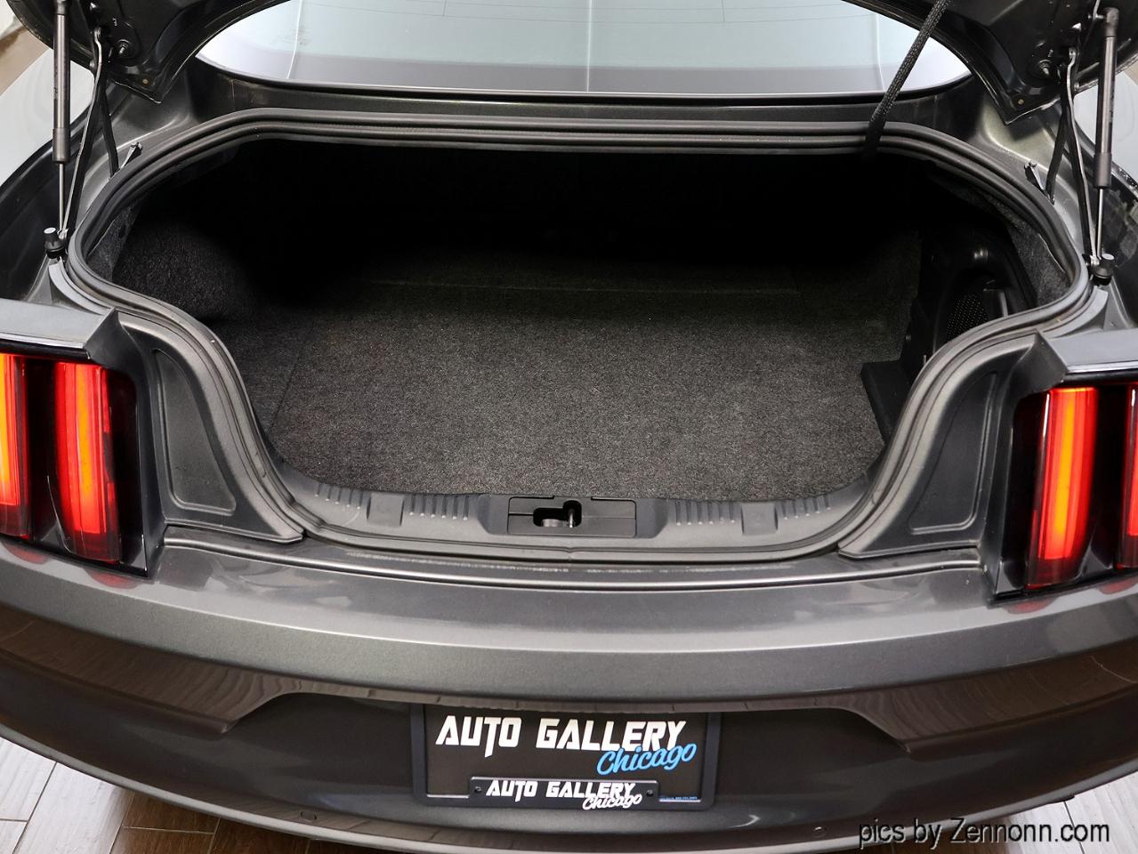 Ford Mustang EcoBoost Fastback 2017