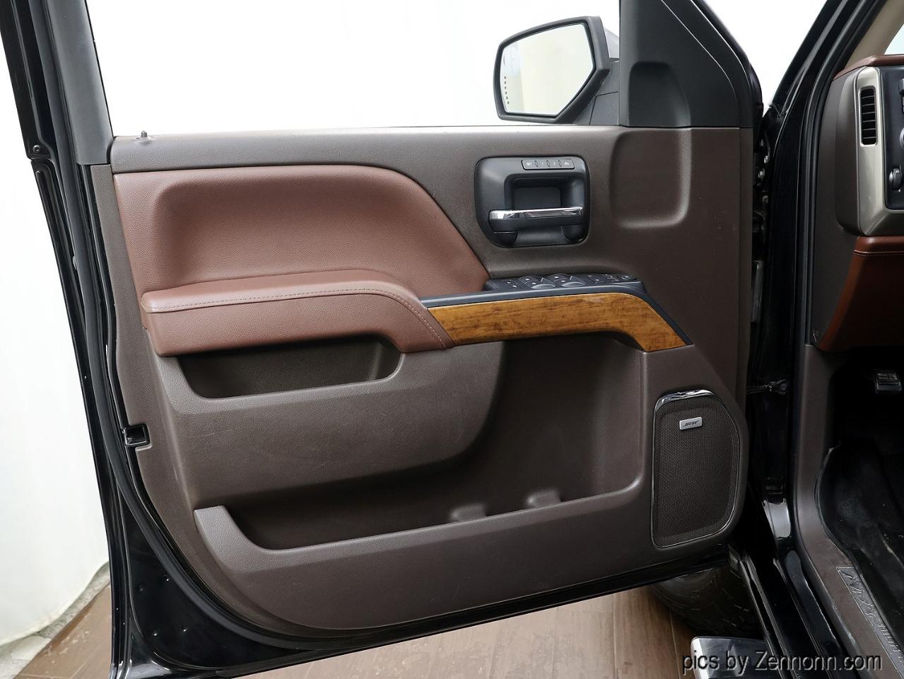 Chevrolet Silverado 1500 4WD Crew Cab 143.5" High Country 2014