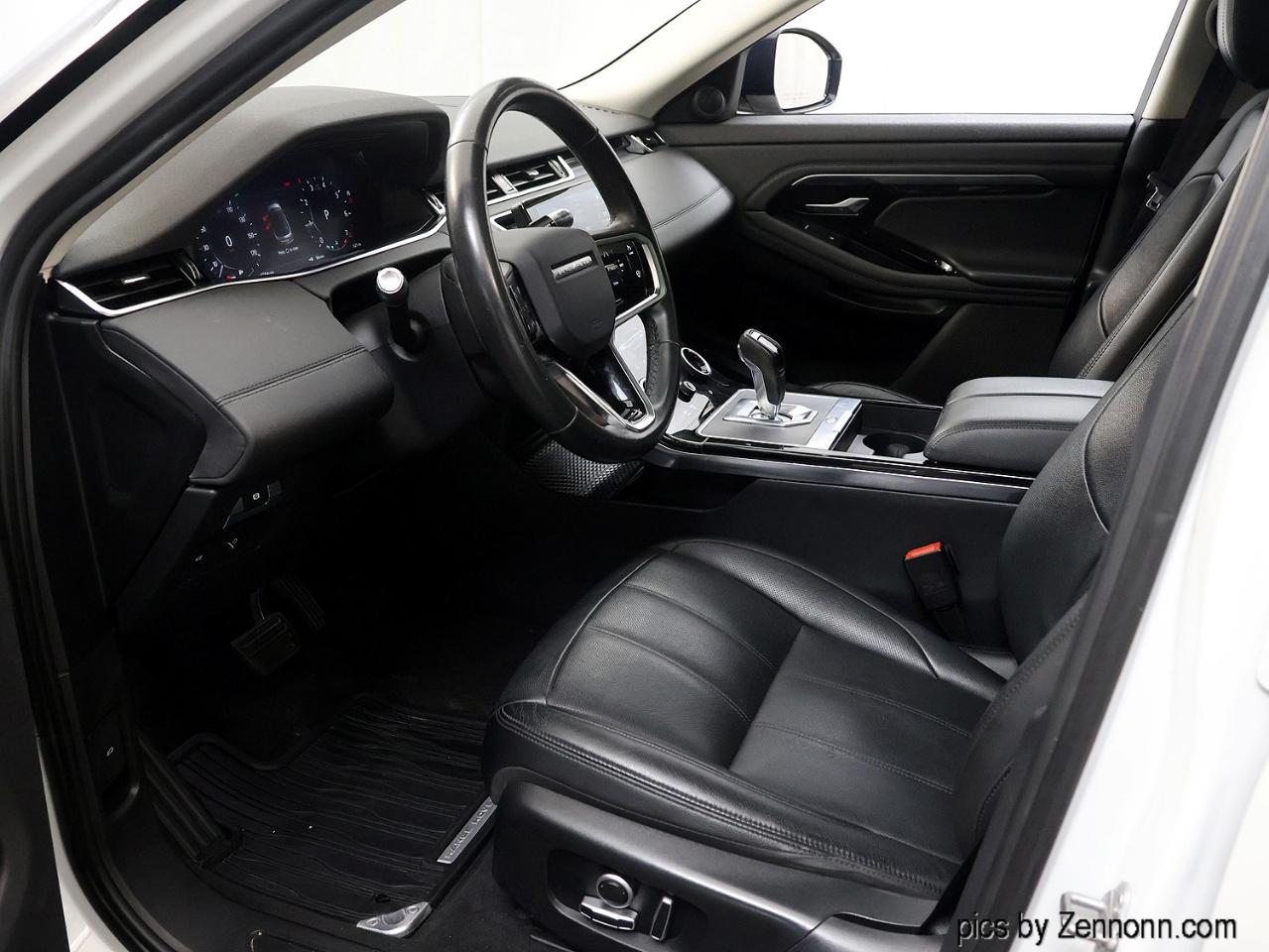 Land Rover Range Rover Evoque SE AWD 2021