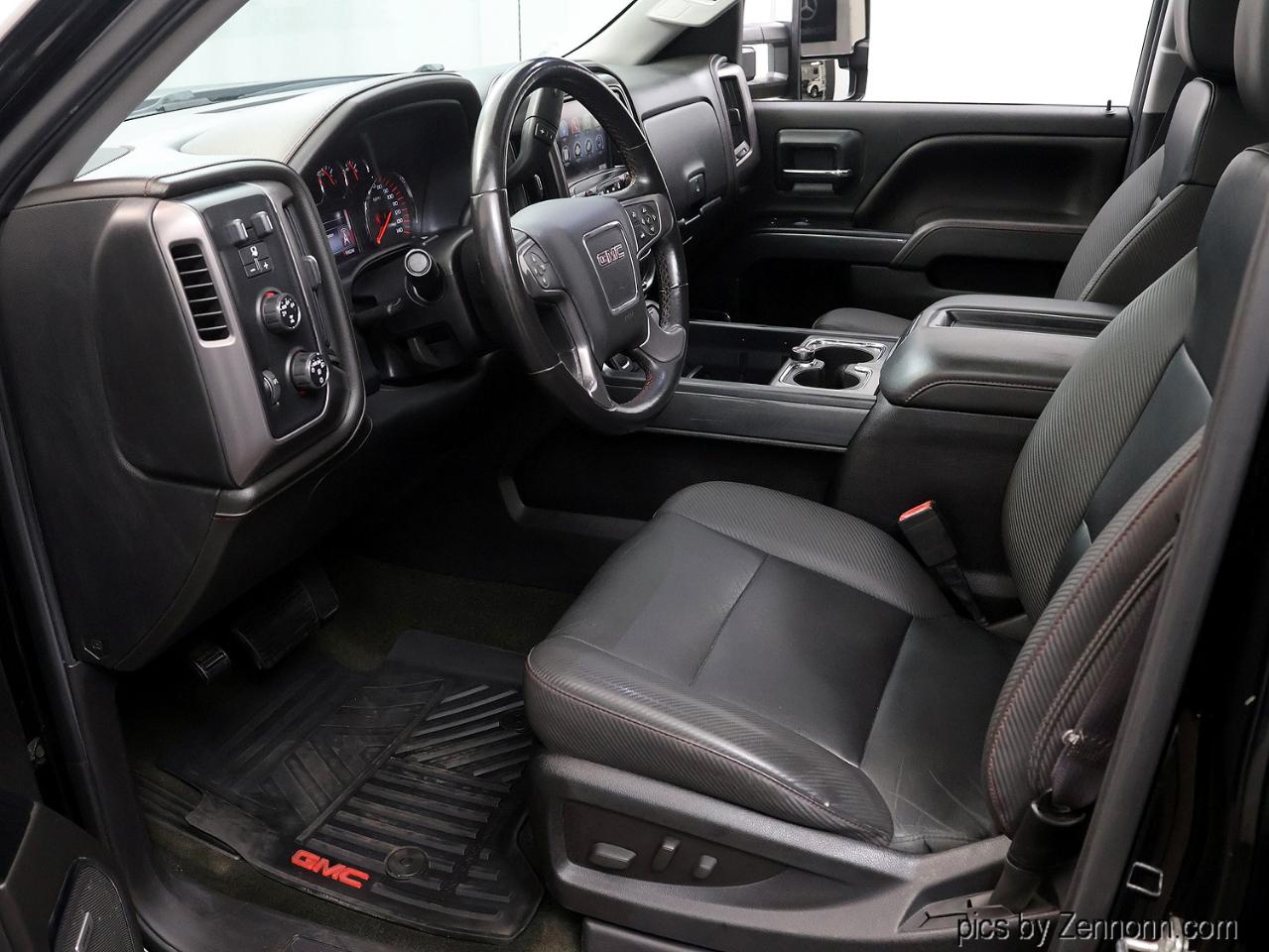 GMC Sierra 1500 4WD Crew Cab 143.5" SLT 2015