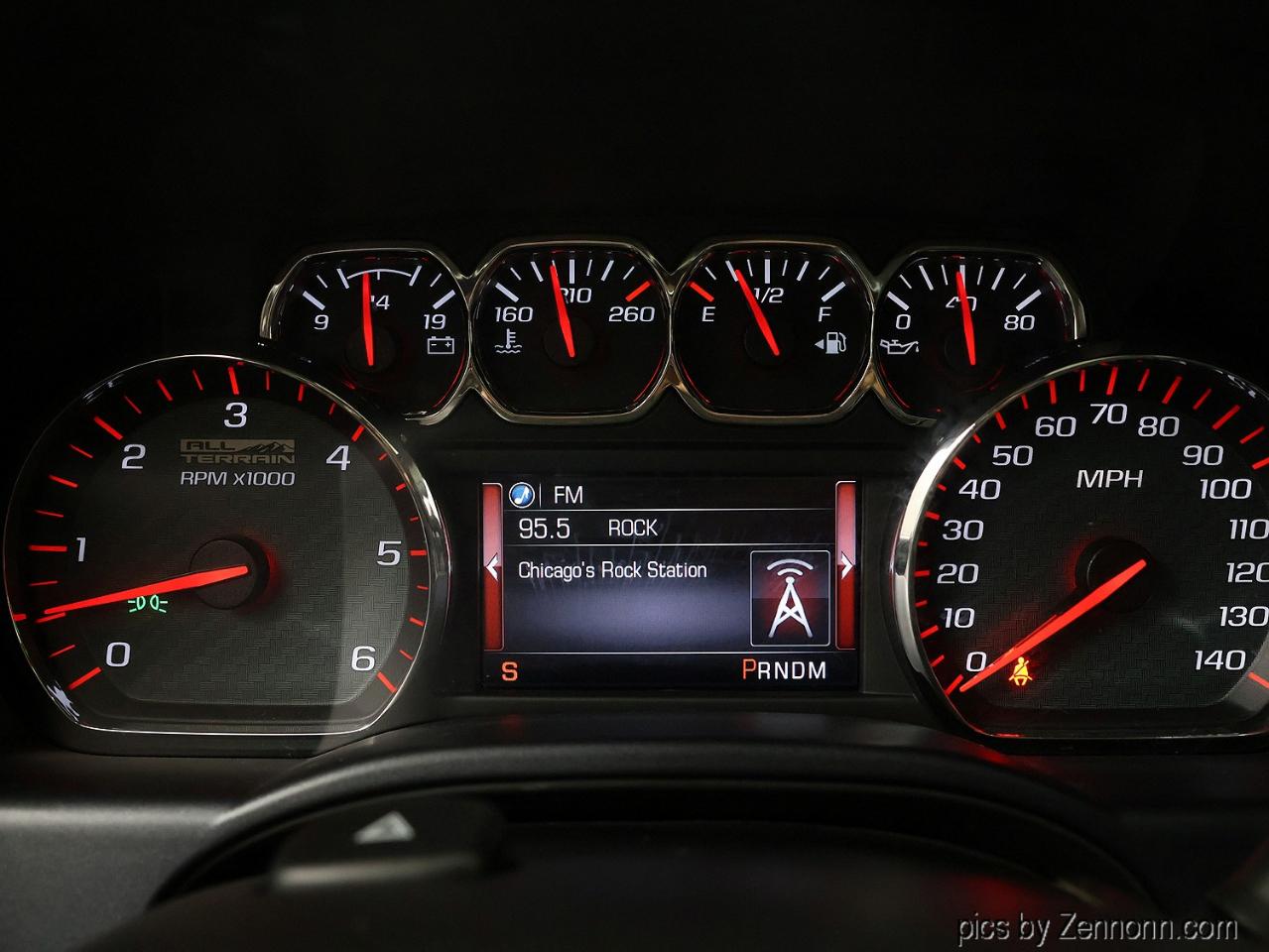 GMC Sierra 1500 4WD Crew Cab 143.5" SLT 2015